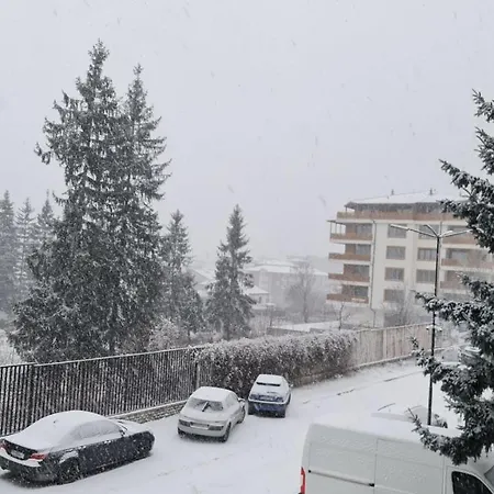 Апартамент Roma 1 At Royal Велинград