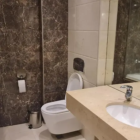 Roma 1 At Royal Апартамент *