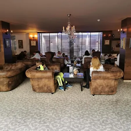 Roma 1 At Royal Апартамент